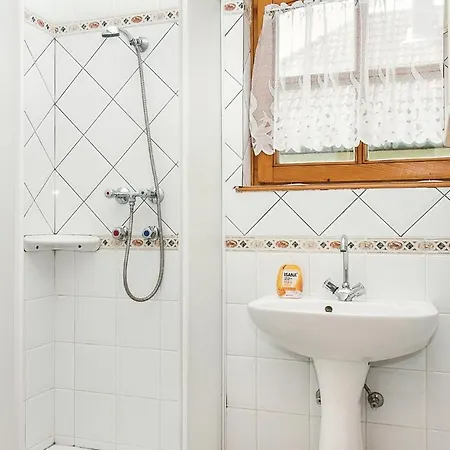 Stunning In W/ 3 Bedrooms Casa vacanze *